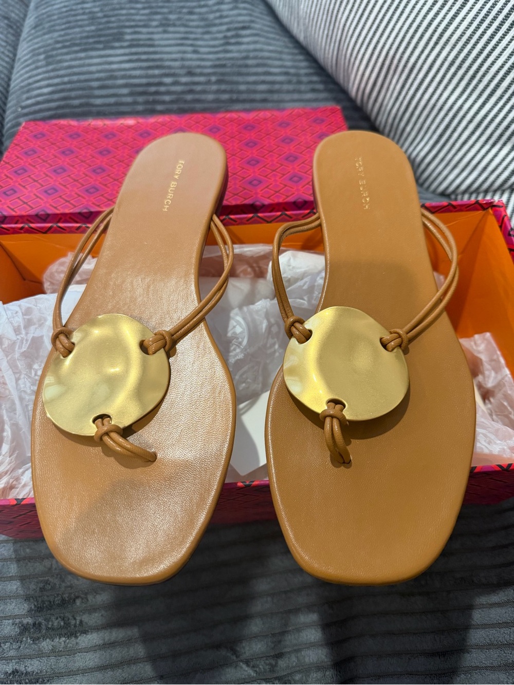 Tory Burch Women's Patos Sandals, Caramel Corn, Tan, 9 Medium US - Picture 4 of 6